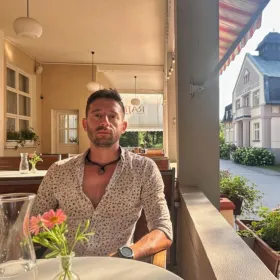 Profile picture for user 3864